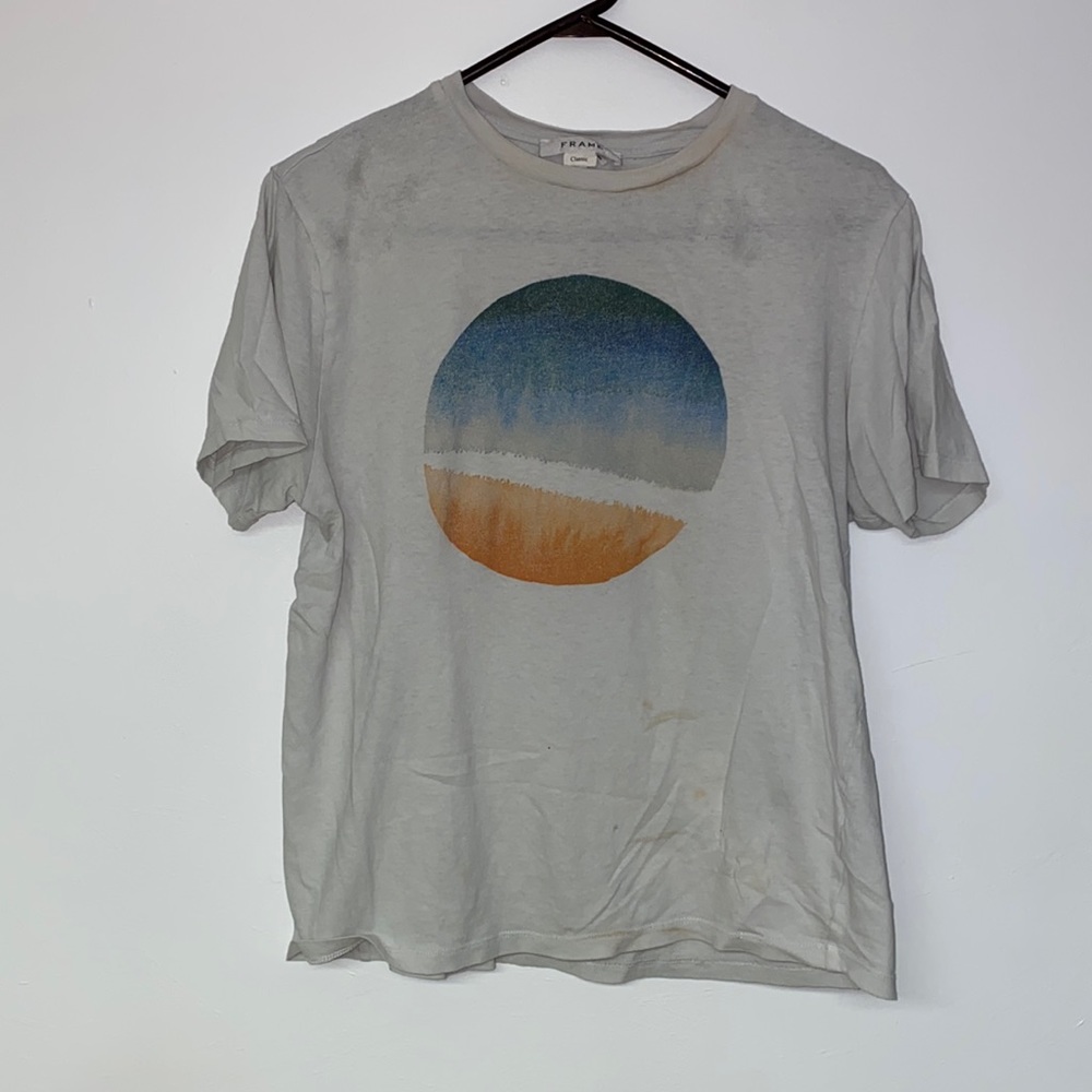 FRAME Men’s Graphic T-shirt, Classic Cut, lightly worn